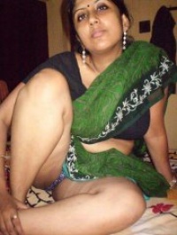 Hot Desi Bhabi Girl 28